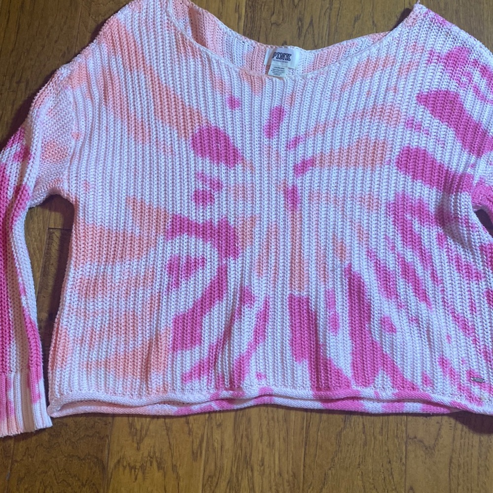 Pink comfy flower tie dye light weight sweater